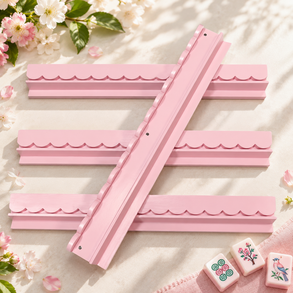 Pearl Ripple Scalloped Wood Mahjong Racks β Set of 4 20-Inches